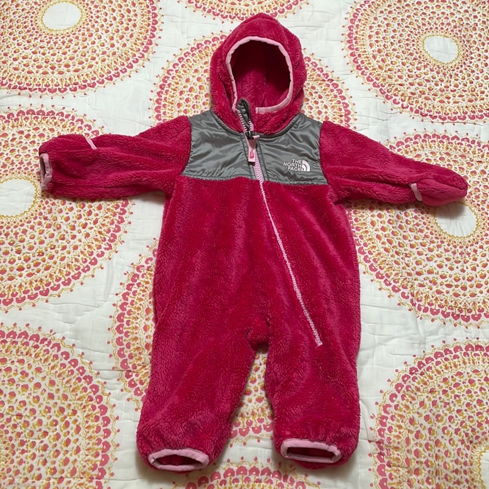 Pink north face one piece bodysuit. Pink 0-3 m